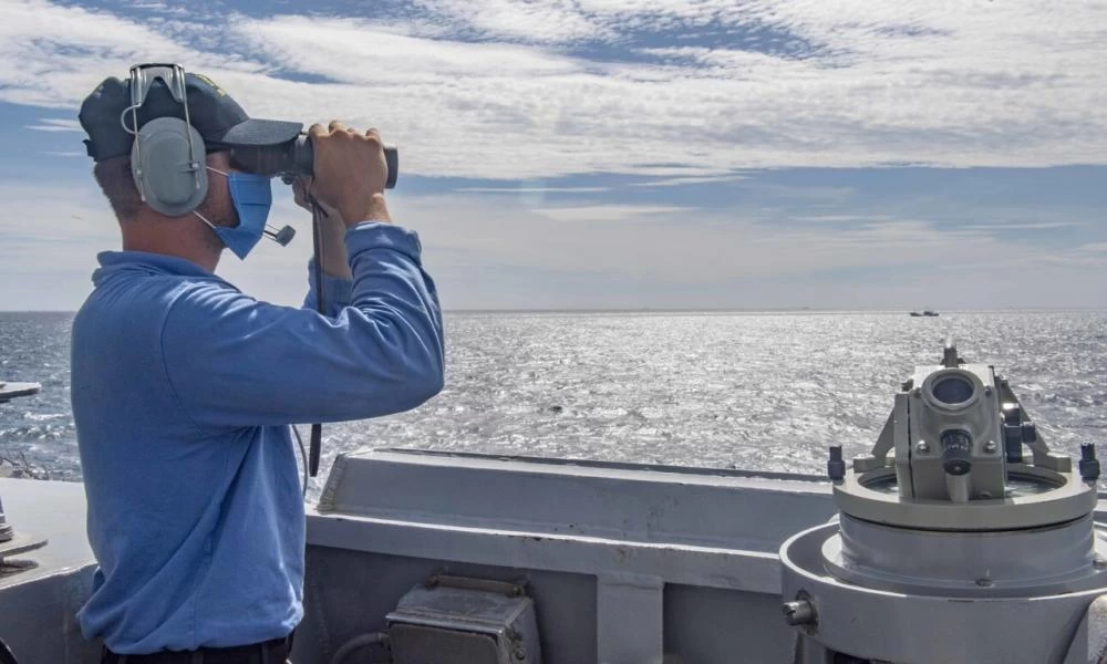 Κίνα: Υπό παρακολούθηση αμερικανικό πολεμικό πλοίο στα στενά της Ταϊβάν